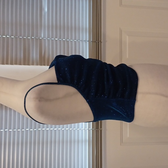 4/$60 New Blue Glittery "Evening" Tank Top - Size Small - Picture 3 of 9